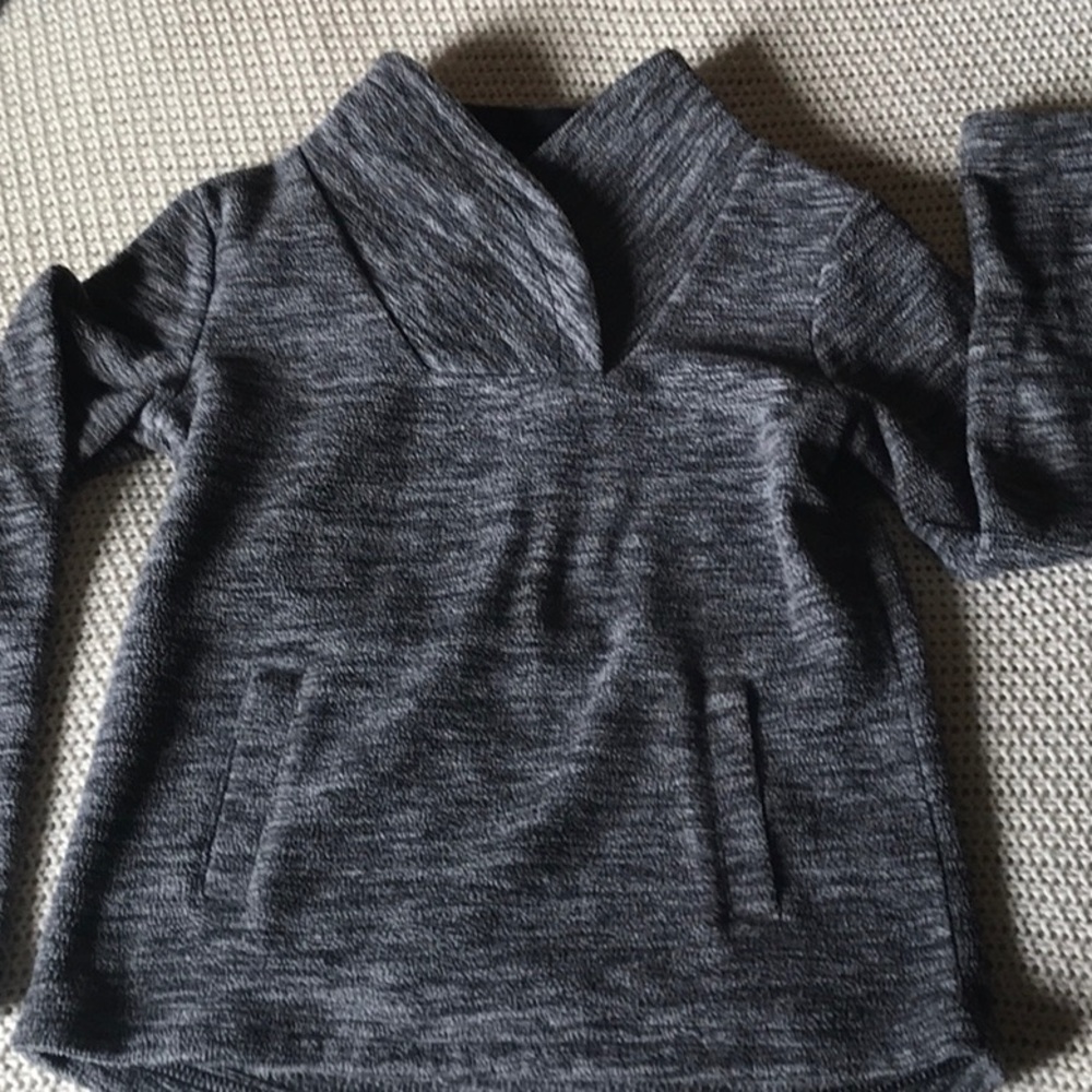 SOLD*. Sweater, front pockets and thumb holes